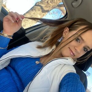 Meet your Posher, Lexi